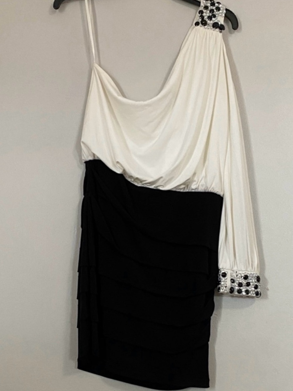 Jodi Kristopher Black and White One-Shoulder Dress with Embellished Sleeve